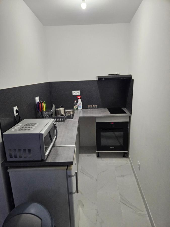 T2 Moderne, Calme Et Entierement Renove. Apartment Beziers Bagian luar foto
